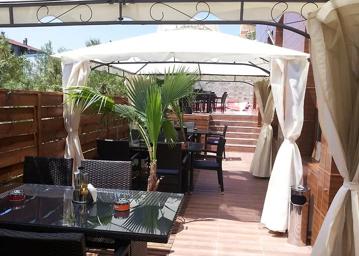 Diva 2* Yukarı Cuma